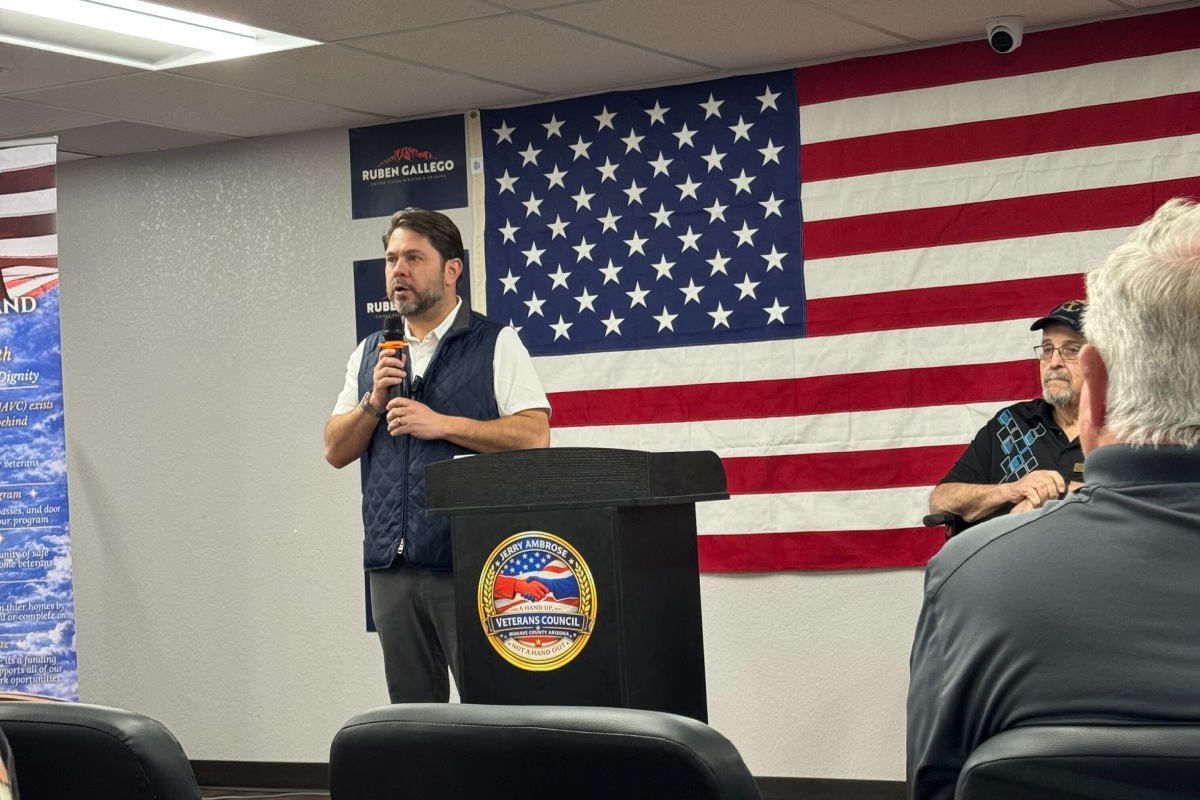 E3 Project team member attends the Mohave County Veterans Town Hall hosted by Senator Ruben Gallego in Kingman, Arizona.